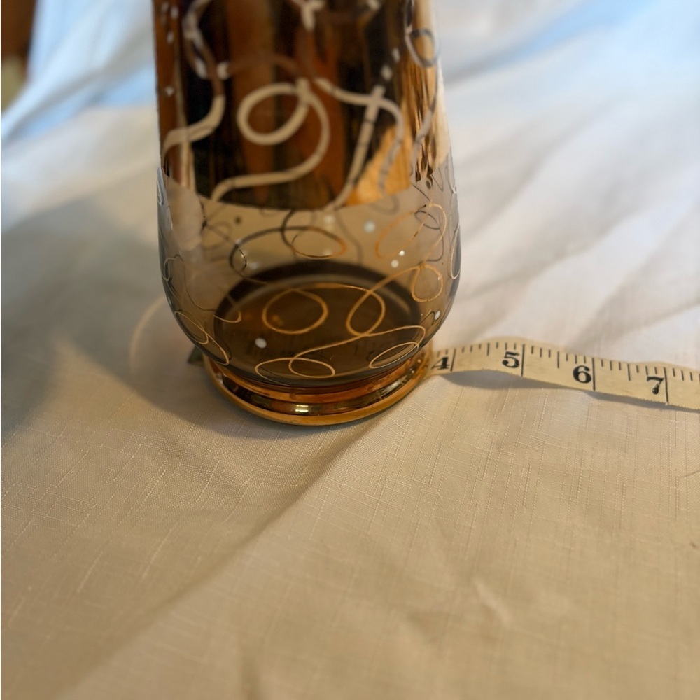 Vintage Elegant Gold Decanter Set with Glasses - Picture 8 of 11